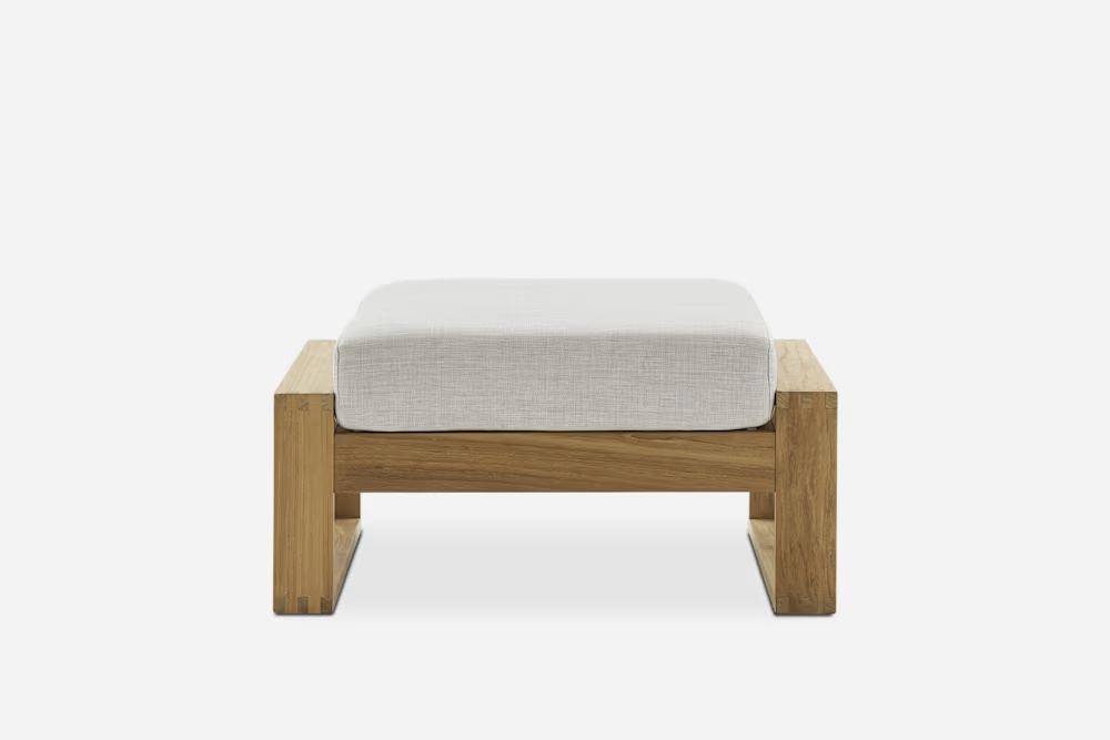 154-rio-outdoor-ottoman–1.webp
