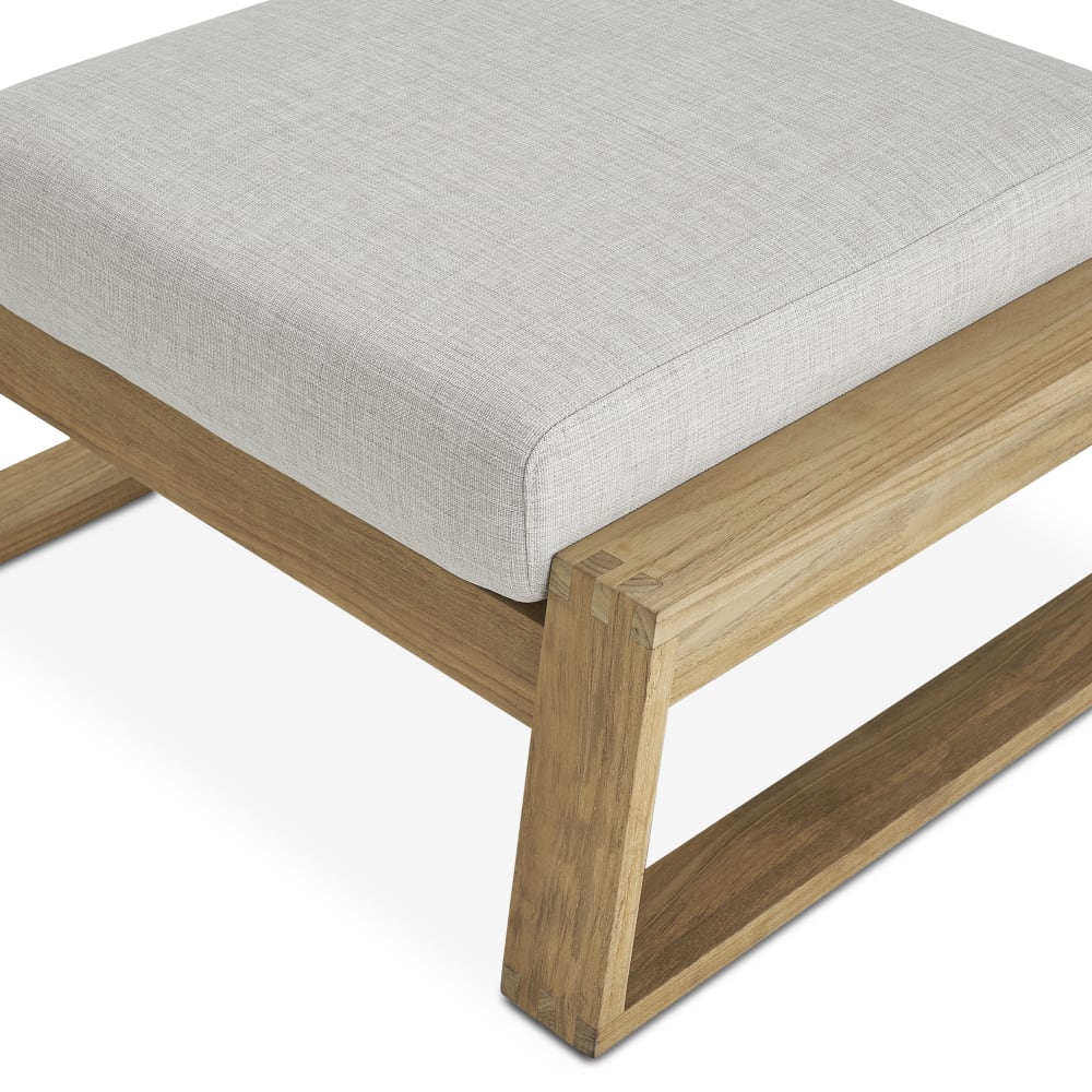 154-rio-outdoor-ottoman–1.webp