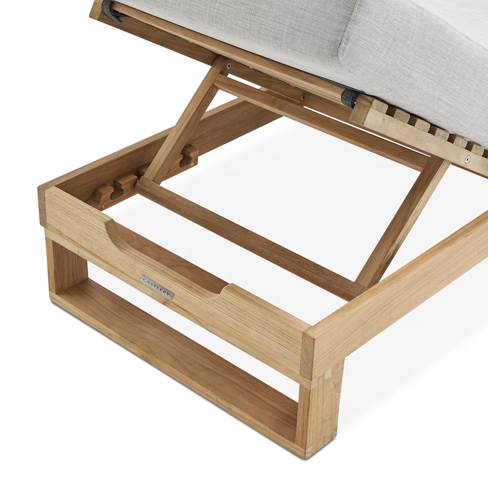 230-rio-outdoor-teak-2-chaise-lounges-side-table-set–1.jpg