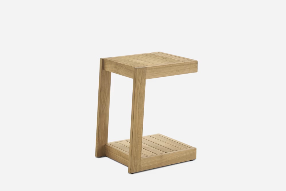 411-rio-outdoor-teak-c-side-table–1.webp