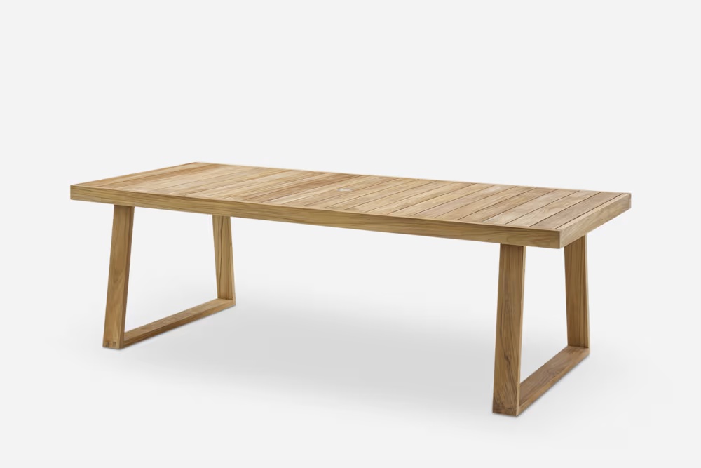 Rio Outdoor Dining Table - Castlery