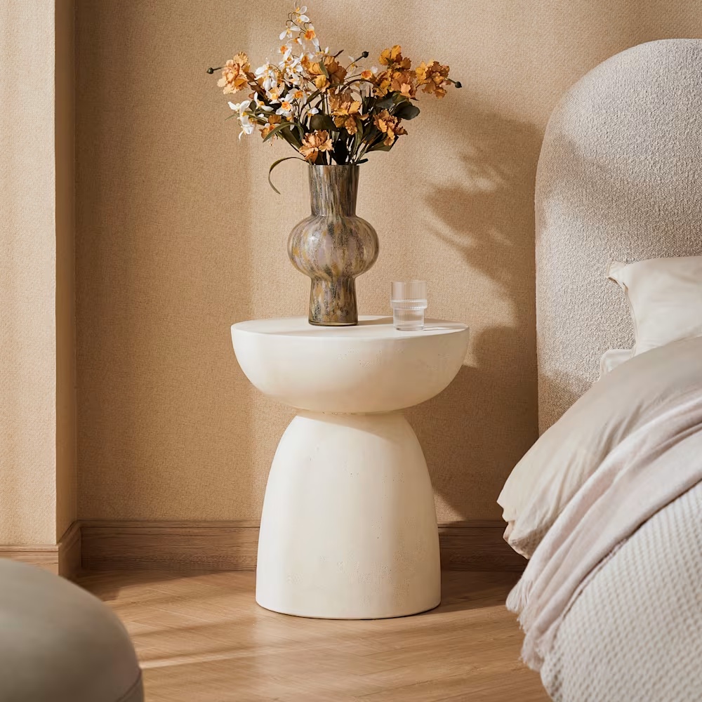50-guin-round-side-table–1.jpg