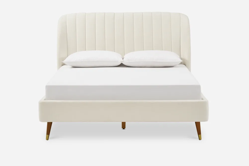Lexi Tufted Bed 