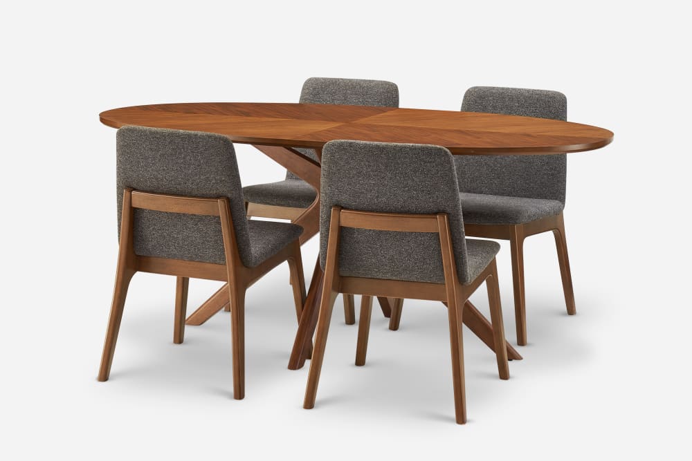 Brighton Oval Dining Table with 4 Carrie Chairs 