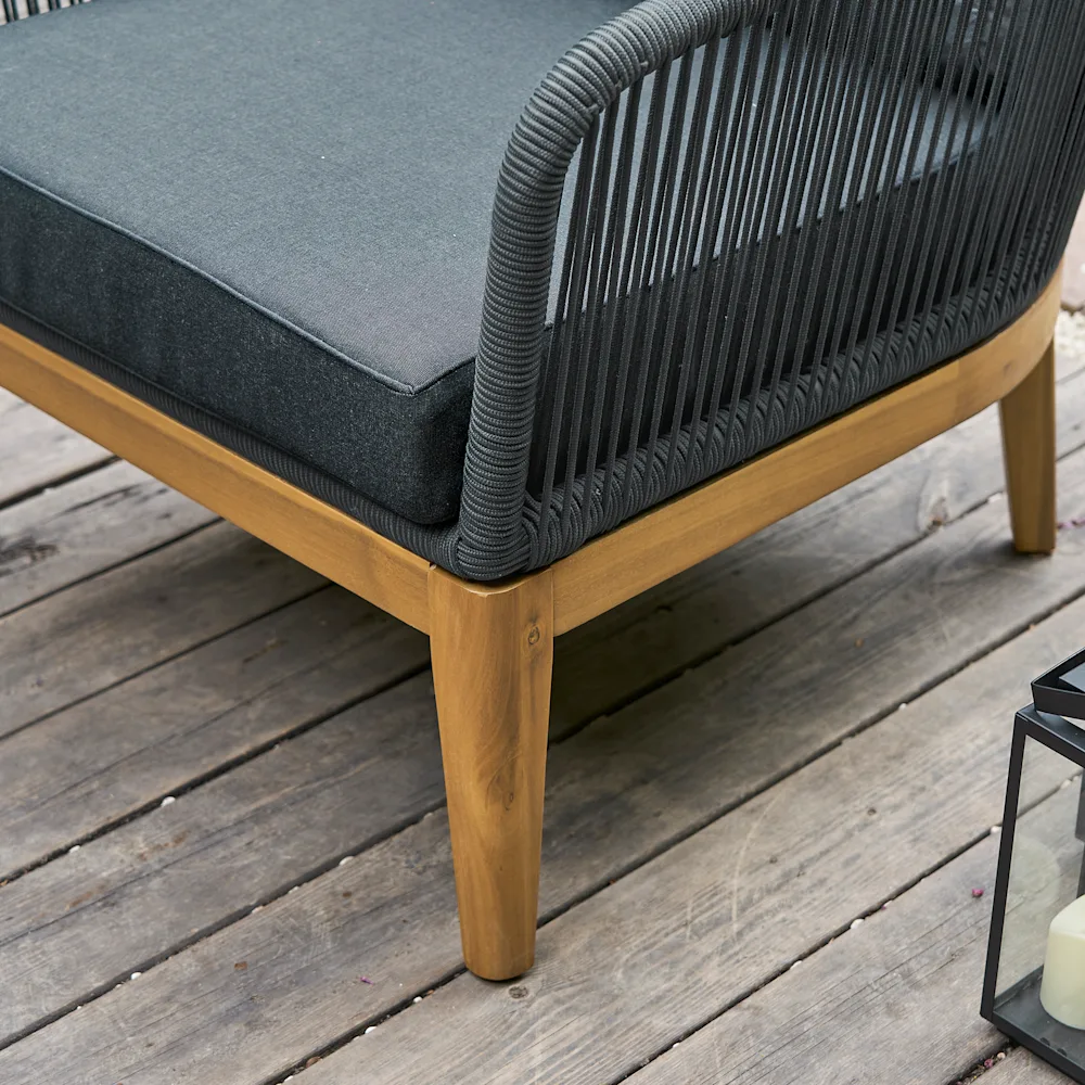 715-maui-outdoor-loveseat-2-lounge-chairs-table-set–1.webp