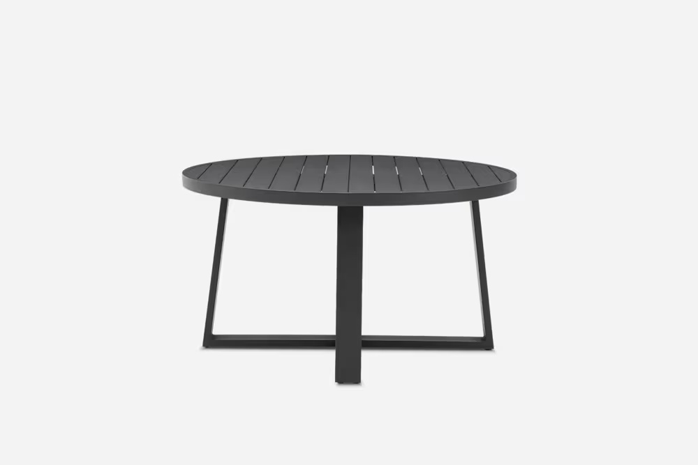 Rio Outdoor Round Dining Table - Castlery