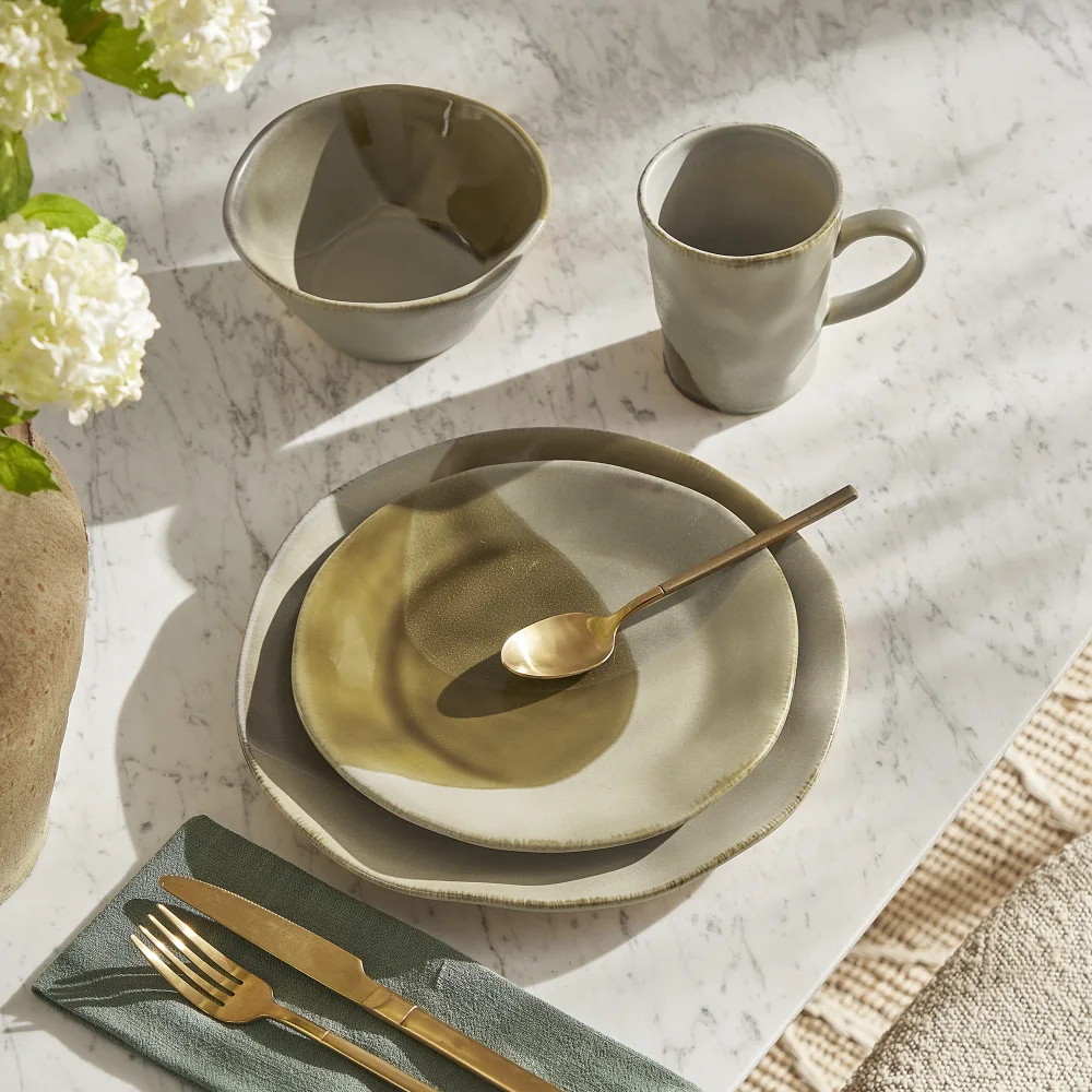 762-eleanor-4-piece-dinnerware-set–1.jpg