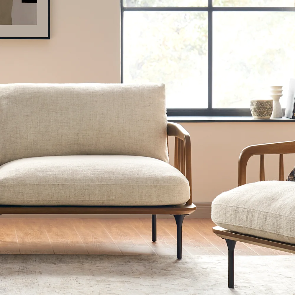 805-wayne-armchair–1.jpg