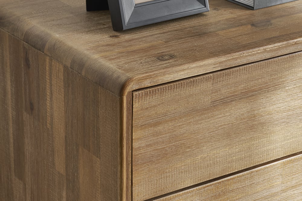 813-seb-4-drawer-dresser–1.webp