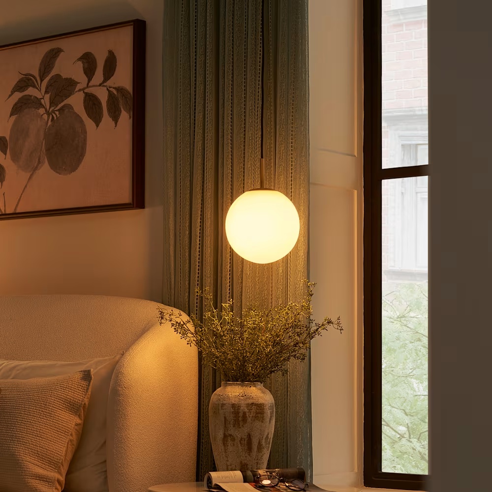 818-cedric-pendant–1.webp