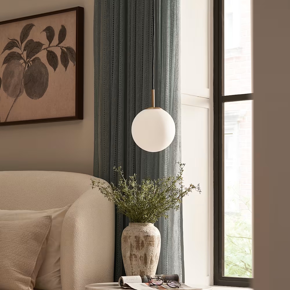 818-cedric-pendant–1.webp